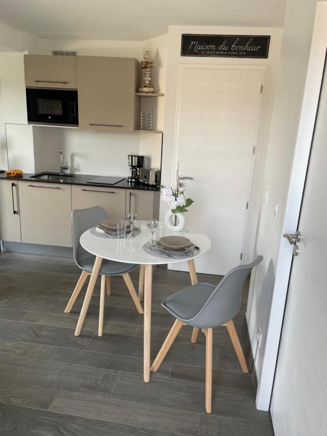 Appartamento Au Charme Des Marees Lion-sur-Mer Esterno foto
